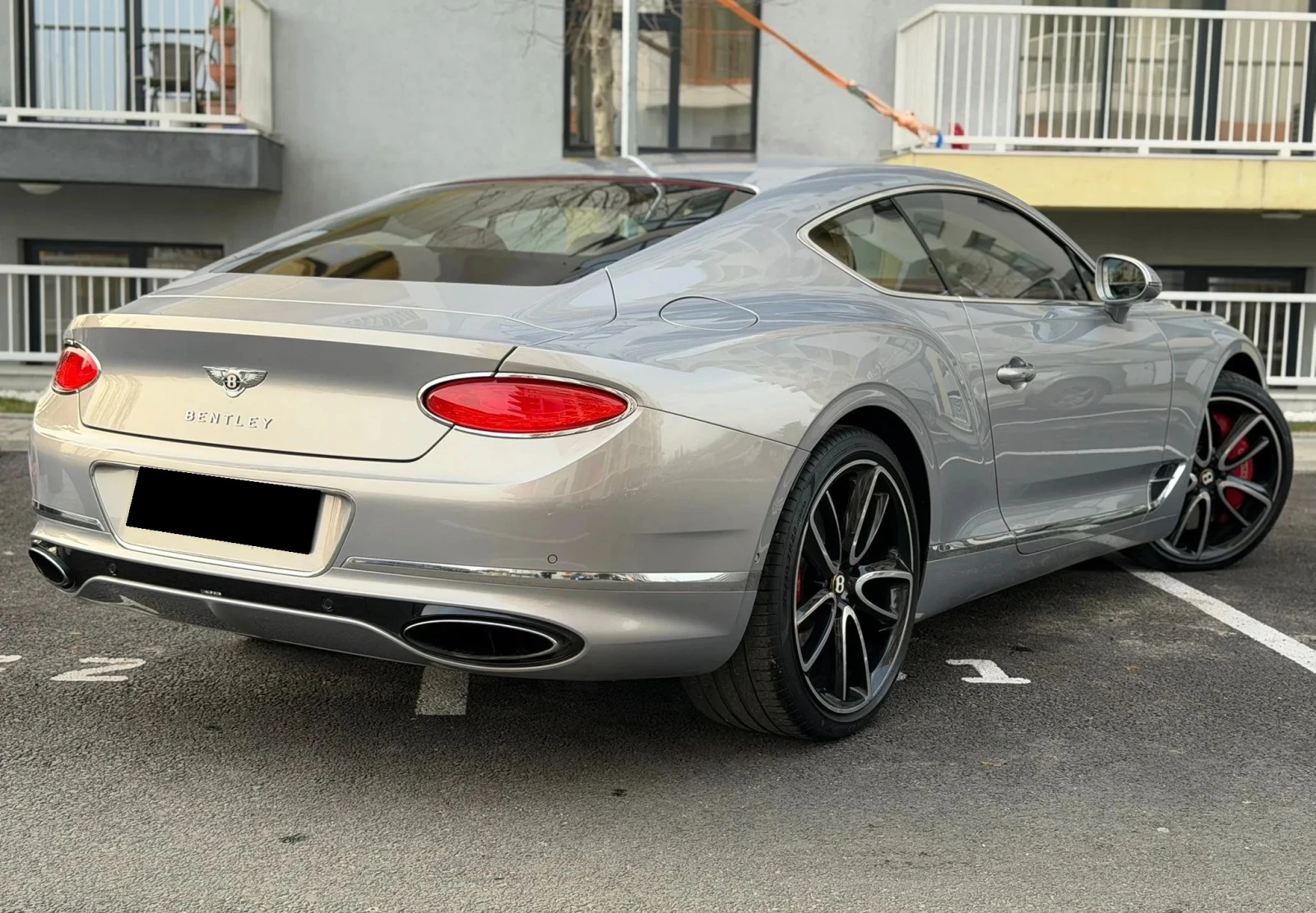 Bentley Continental gt 6.0 W12 AWD Mulliner, снимка 2 - Автомобили и джипове - 54061866