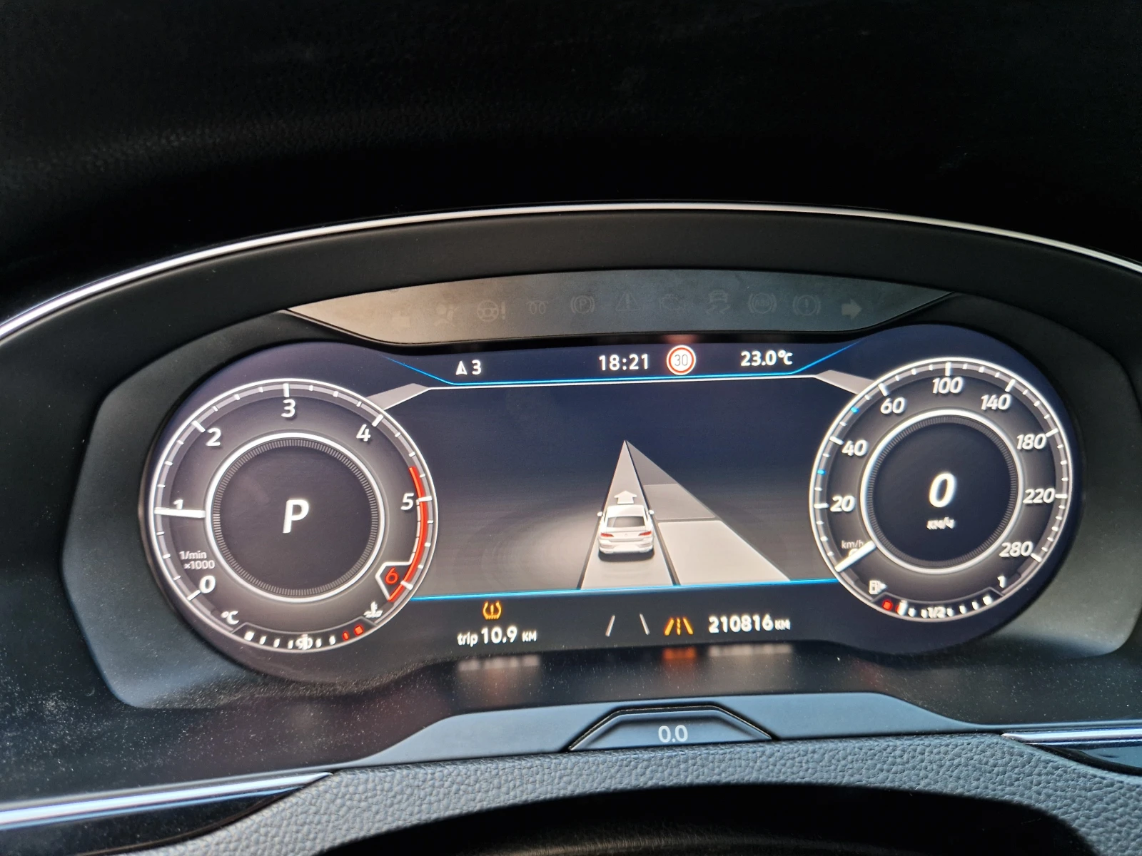 VW Arteon Digital R-Line 4MOTION BiTDI, снимка 17 - Автомобили и джипове - 54323547