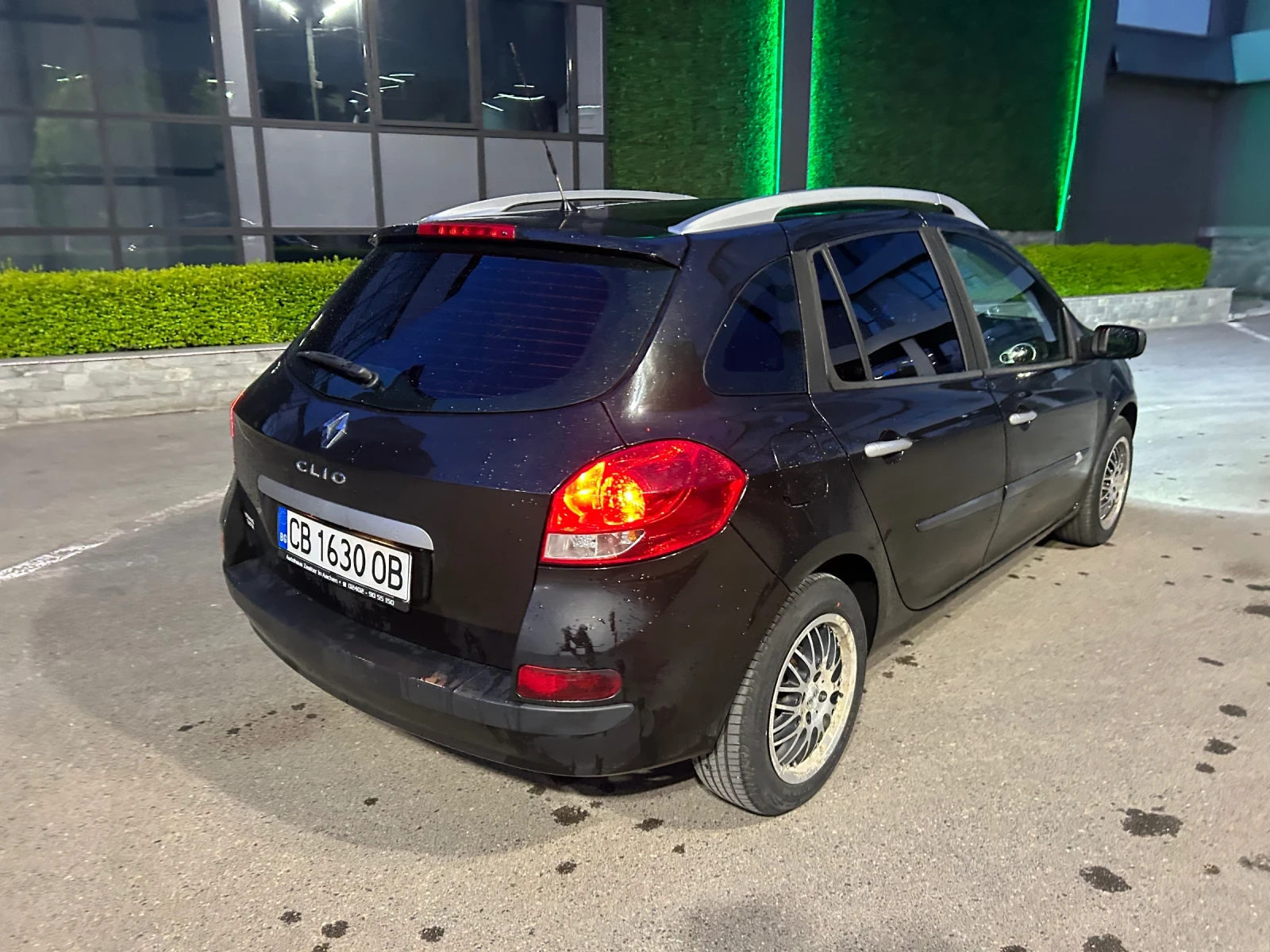 Renault Clio 1.2 TSE GRANDTOUR, снимка 12 - Автомобили и джипове - 54385198