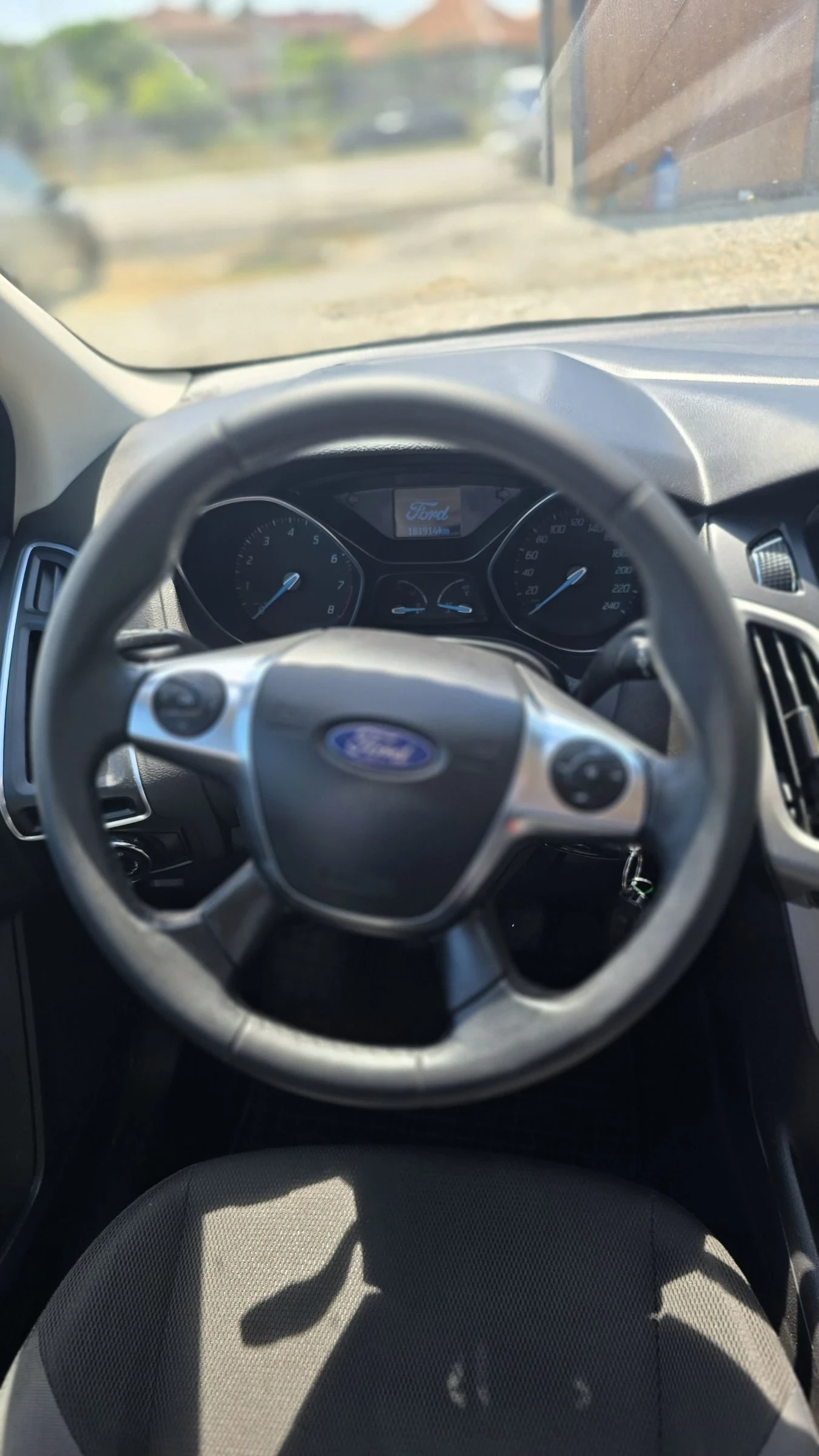 Ford Focus 1.6 Ti-VCT, снимка 5 - Автомобили и джипове - 54978800