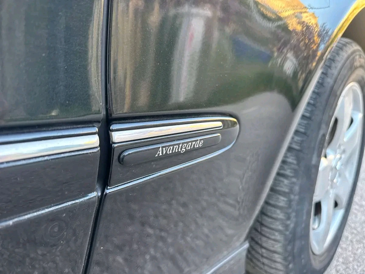 Mercedes-Benz E 320, снимка 5 - Автомобили и джипове - 55014888