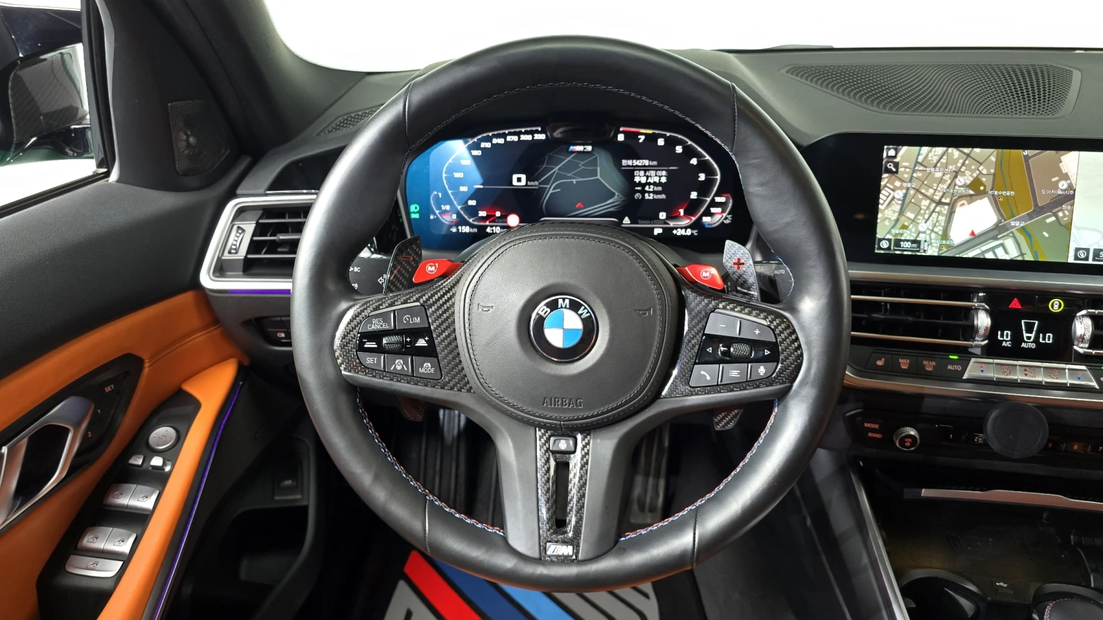BMW M3 Sedan Competition First Edition , снимка 8 - Автомобили и джипове - 55394668