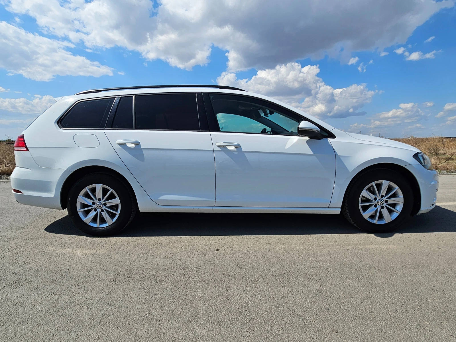 VW Golf 7.5 1.6TDI, снимка 5 - Автомобили и джипове - 55696289