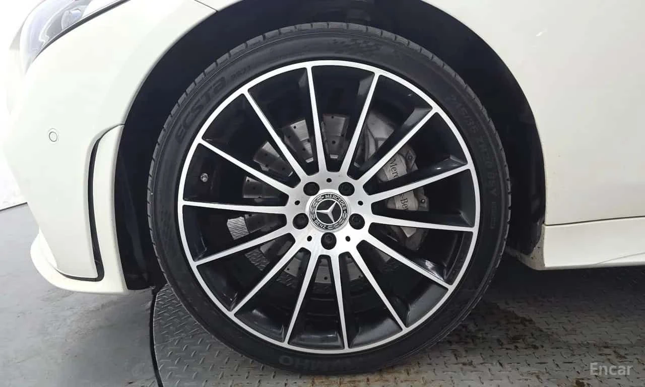 Mercedes-Benz CLS 450 4MATIC AMG Line/ОБДУХВАНЕ/ДИСТРОНИК/360, снимка 5 - Автомобили и джипове - 55728875