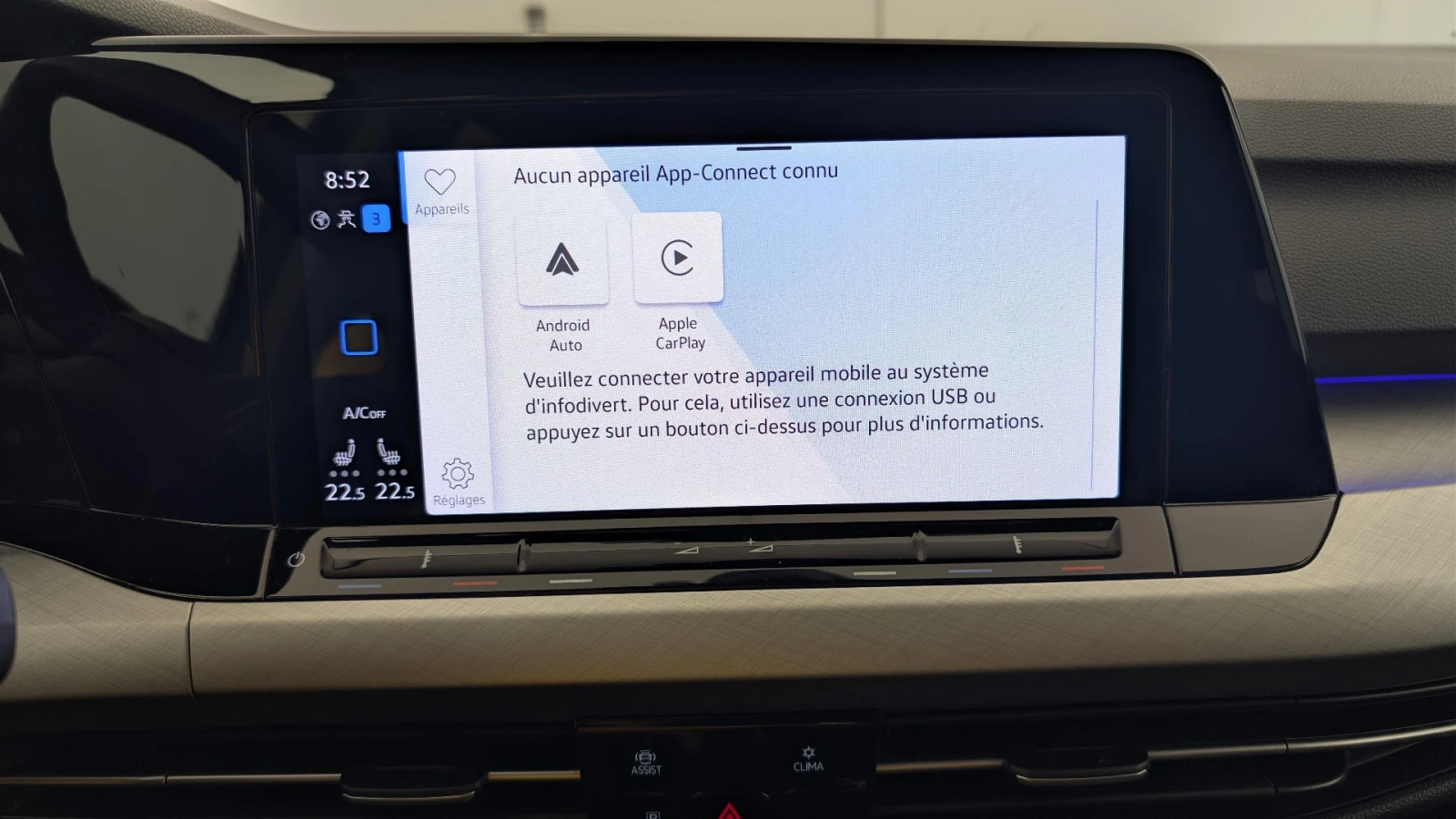 VW Golf 1.5 TSI Life Business Навигация, снимка 13 - Автомобили и джипове - 56068700