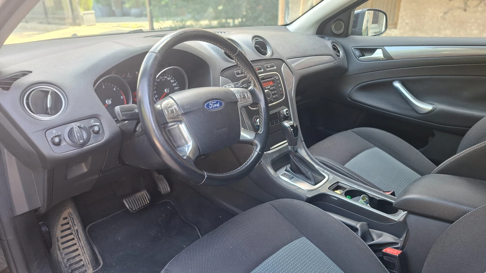 Ford Mondeo TDI, снимка 2 - Автомобили и джипове - 56080015