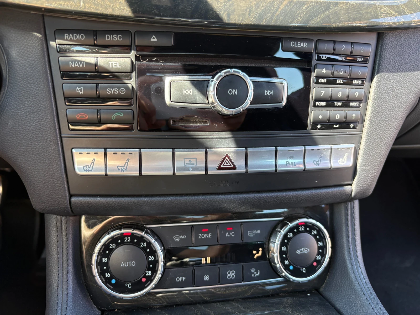 Mercedes-Benz CLS 350 D 4matic, снимка 12 - Автомобили и джипове - 56152321