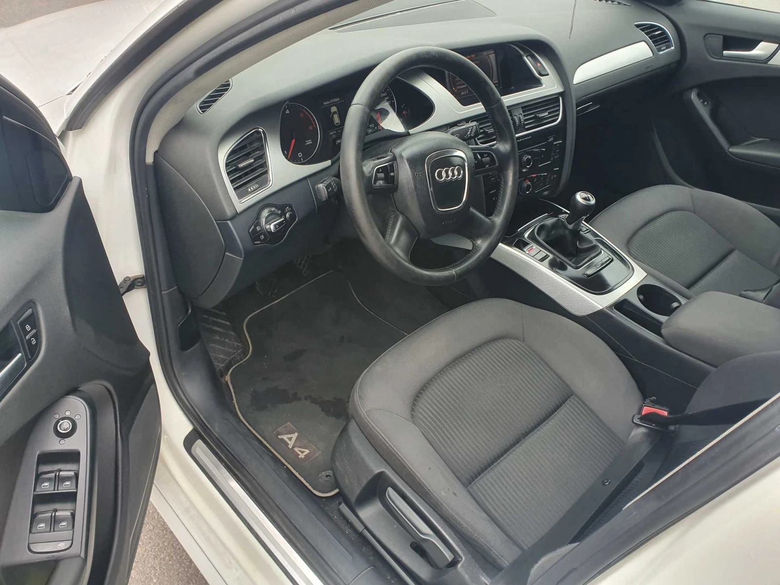 Audi A4 2.0 TDI ��� ������� � ��.����  | Mobile.bg � ����������� 4