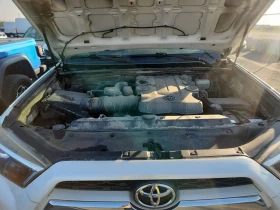 Toyota 4runner * SR5 * АВТОКРЕДИТ БЕЗ ПЪРВОНАЧАЛНА ВНОСКА* , снимка 17