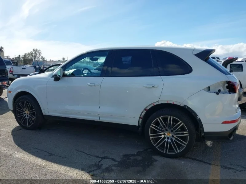 Porsche Cayenne, снимка 14 - Автомобили и джипове - 49594888