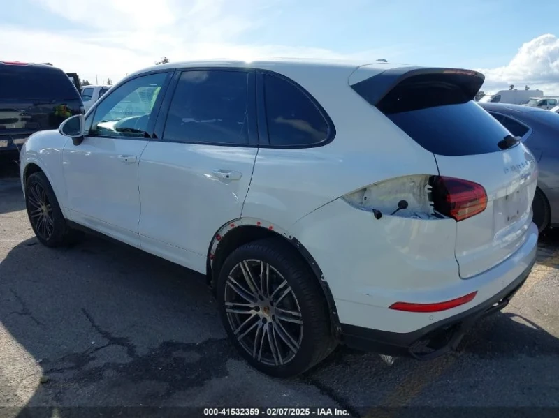 Porsche Cayenne, снимка 4 - Автомобили и джипове - 49594888