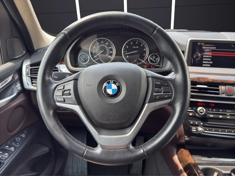 BMW X5 3.5I* xDRIVE* LED* PANO* CAMERA* KEYLESS* , снимка 9 - Автомобили и джипове - 50605631