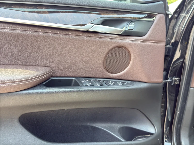 BMW X5 3.5I* xDRIVE* LED* PANO* CAMERA* KEYLESS* , снимка 7 - Автомобили и джипове - 50605631