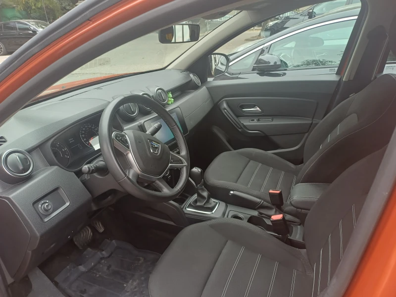 Dacia Duster 1.3 Tce, снимка 9 - Автомобили и джипове - 52307556