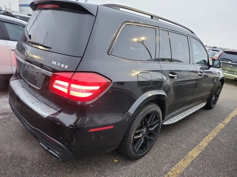 Mercedes-Benz GLS 63 AMG * CARFAX * БЕЗ ПЪРВОНАЧАЛНА ВНОСКА, снимка 3 - Автомобили и джипове - 53145630