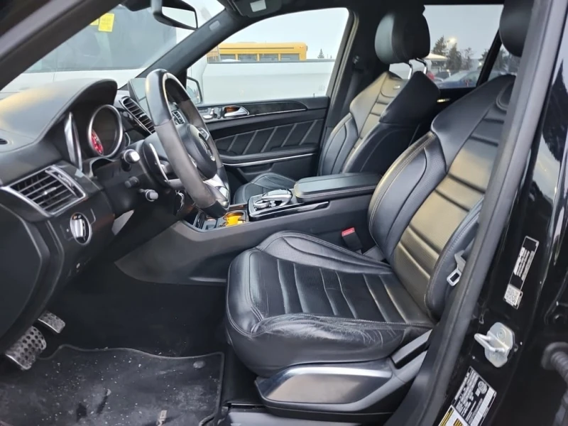 Mercedes-Benz GLS 63 AMG * CARFAX * БЕЗ ПЪРВОНАЧАЛНА ВНОСКА, снимка 5 - Автомобили и джипове - 53145630