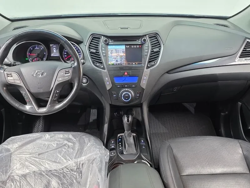 Hyundai Santa fe 2.0, снимка 7 - Автомобили и джипове - 54256796