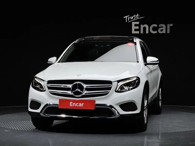 Mercedes-Benz GLC 220 4MATIC - САМО 30% АВАНС, снимка 3 - Автомобили и джипове - 56005619