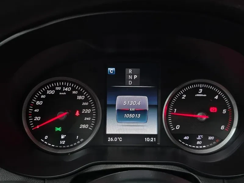 Mercedes-Benz GLC 220 4MATIC - САМО 30% АВАНС, снимка 8 - Автомобили и джипове - 56005619