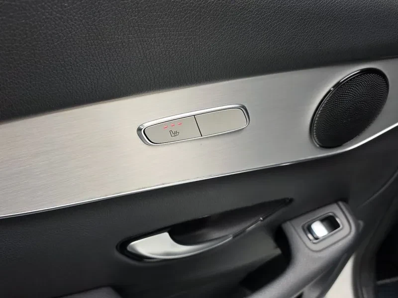 Mercedes-Benz GLC 220 4MATIC - САМО 30% АВАНС, снимка 17 - Автомобили и джипове - 56005619