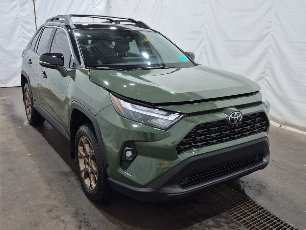 Toyota Rav4 * HYBRID XLE * CARFAX *  - изображение 2