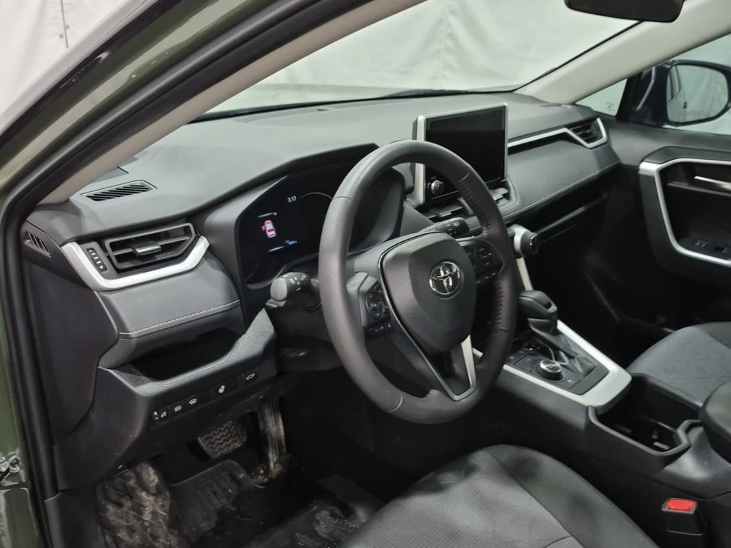 Toyota Rav4 * HYBRID XLE * CARFAX *  - изображение 9