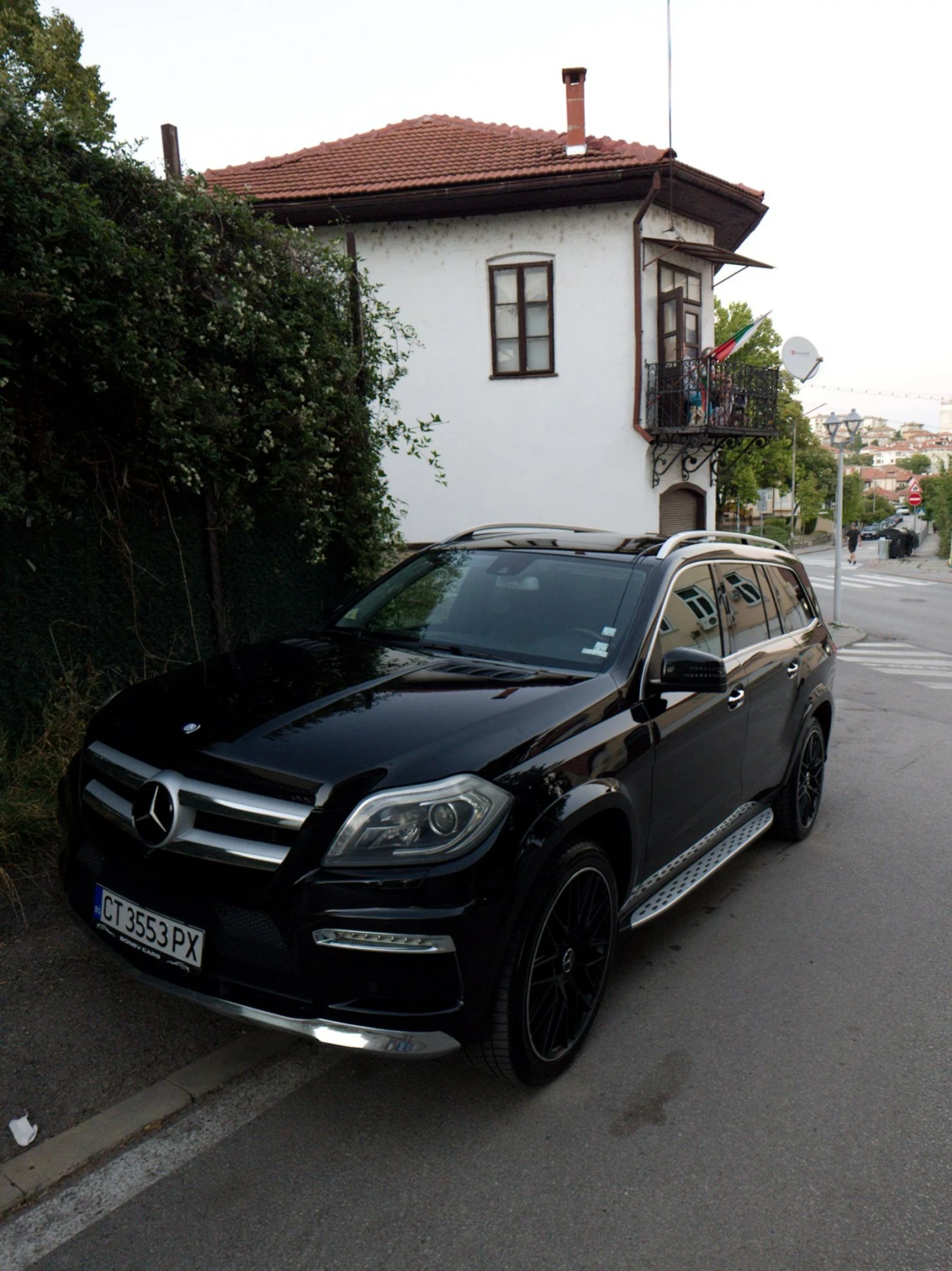 Mercedes-Benz GL 550 AMG HARMAN 360 KAMERA Издухване, Масаж.360камера - изображение 2