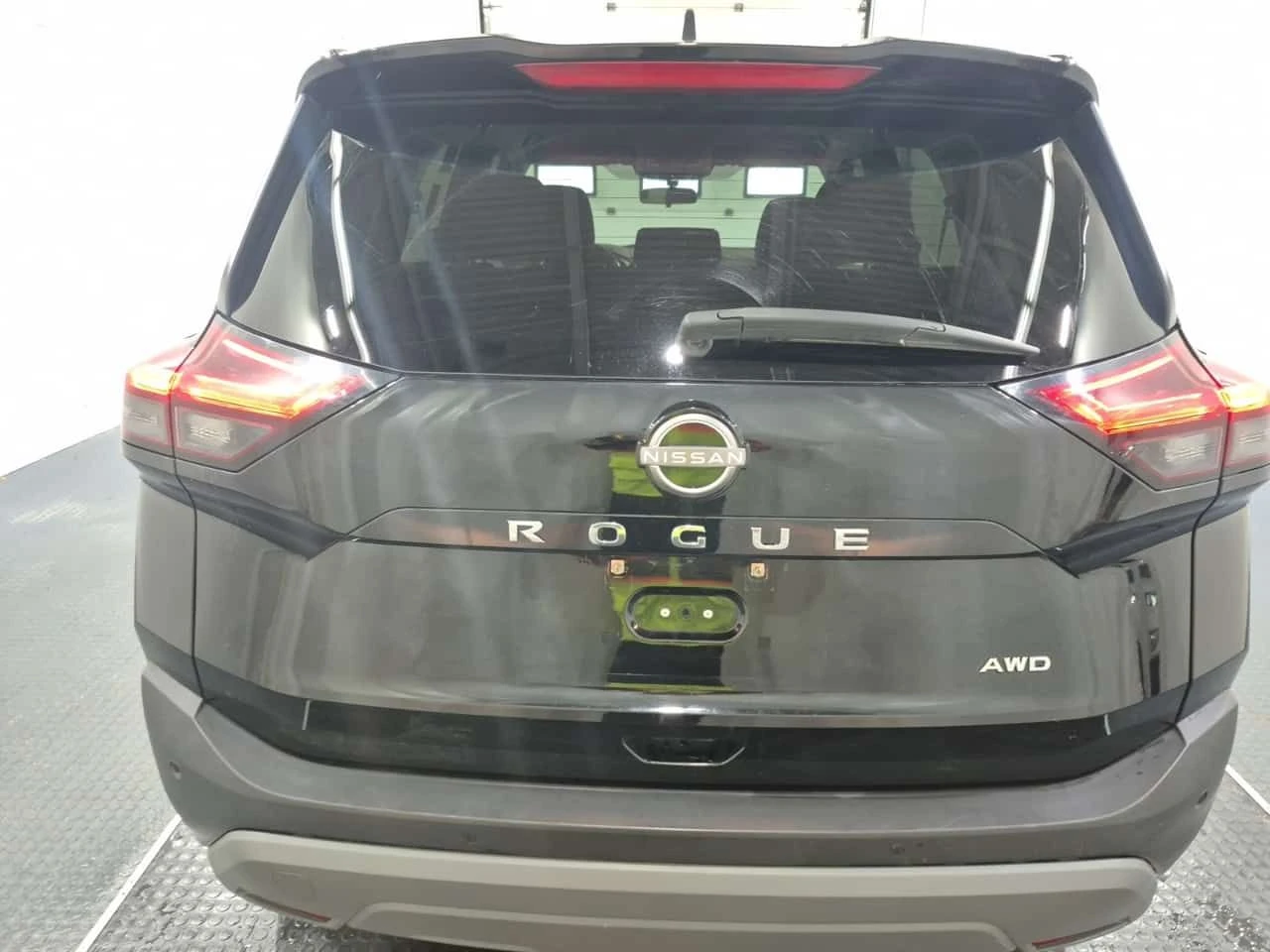 Nissan Rogue S /CARFAX /Подгрев/Навигация /4х4/2 ключа - изображение 6