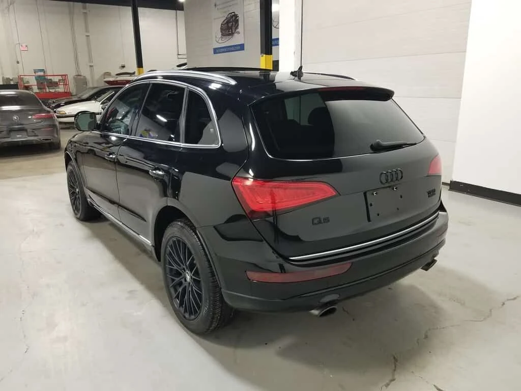 Audi Q5 * 2.0T Technik APPLE CARPLAY | ACCIDENT FREE | NAV - изображение 5