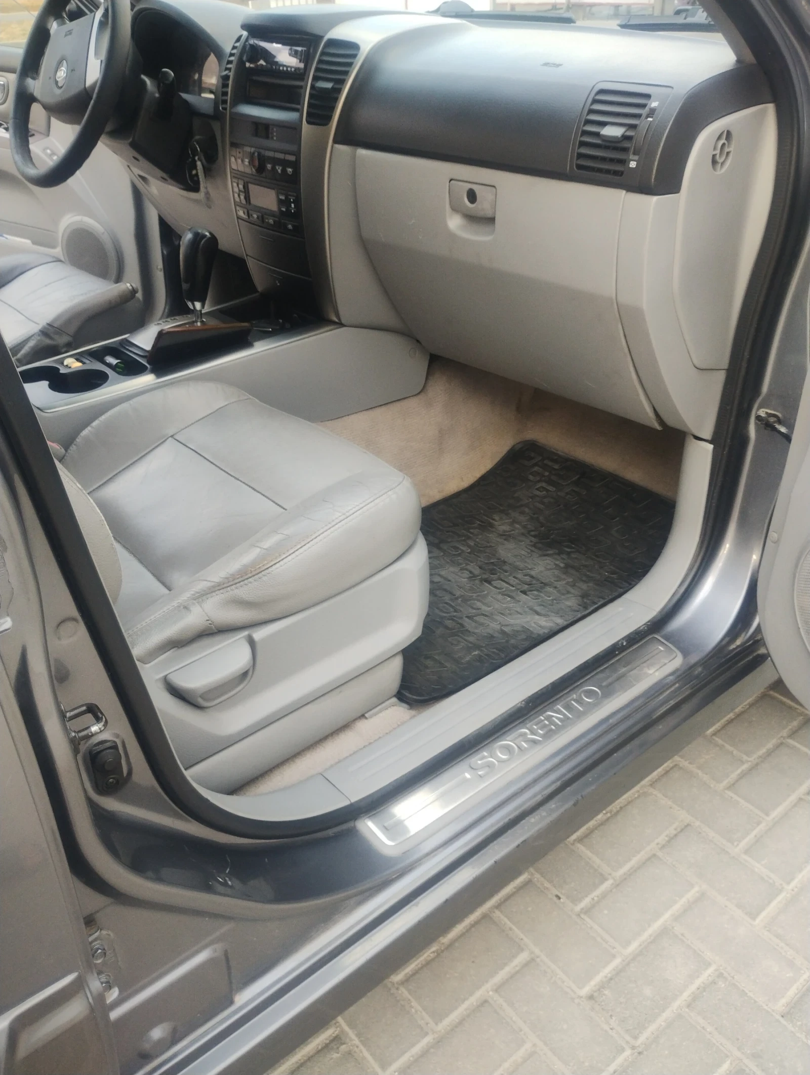 Kia Sorento, снимка 10 - Автомобили и джипове - 53807114