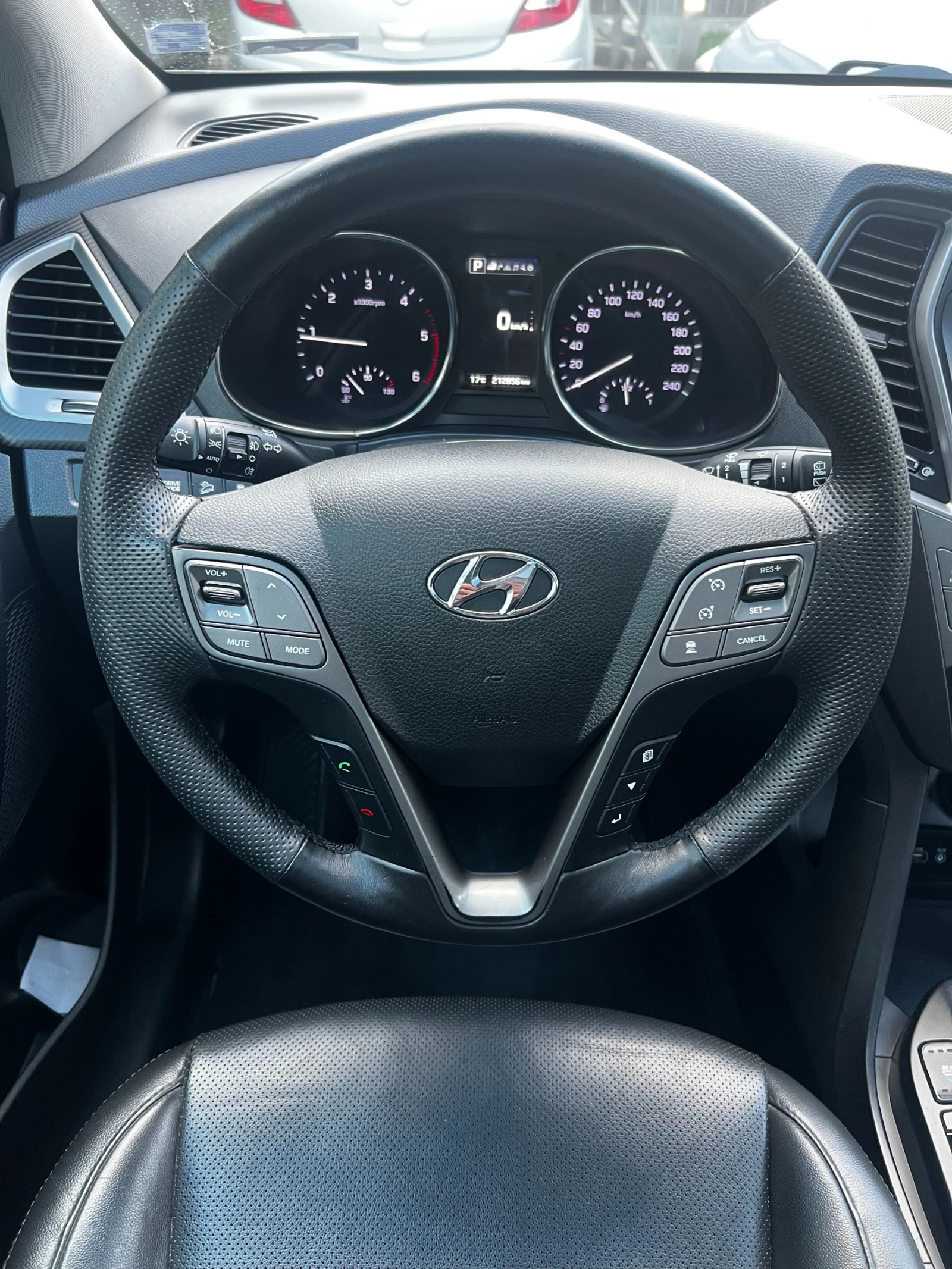 Hyundai Santa fe Premium 4WD, снимка 14 - Автомобили и джипове - 54030005