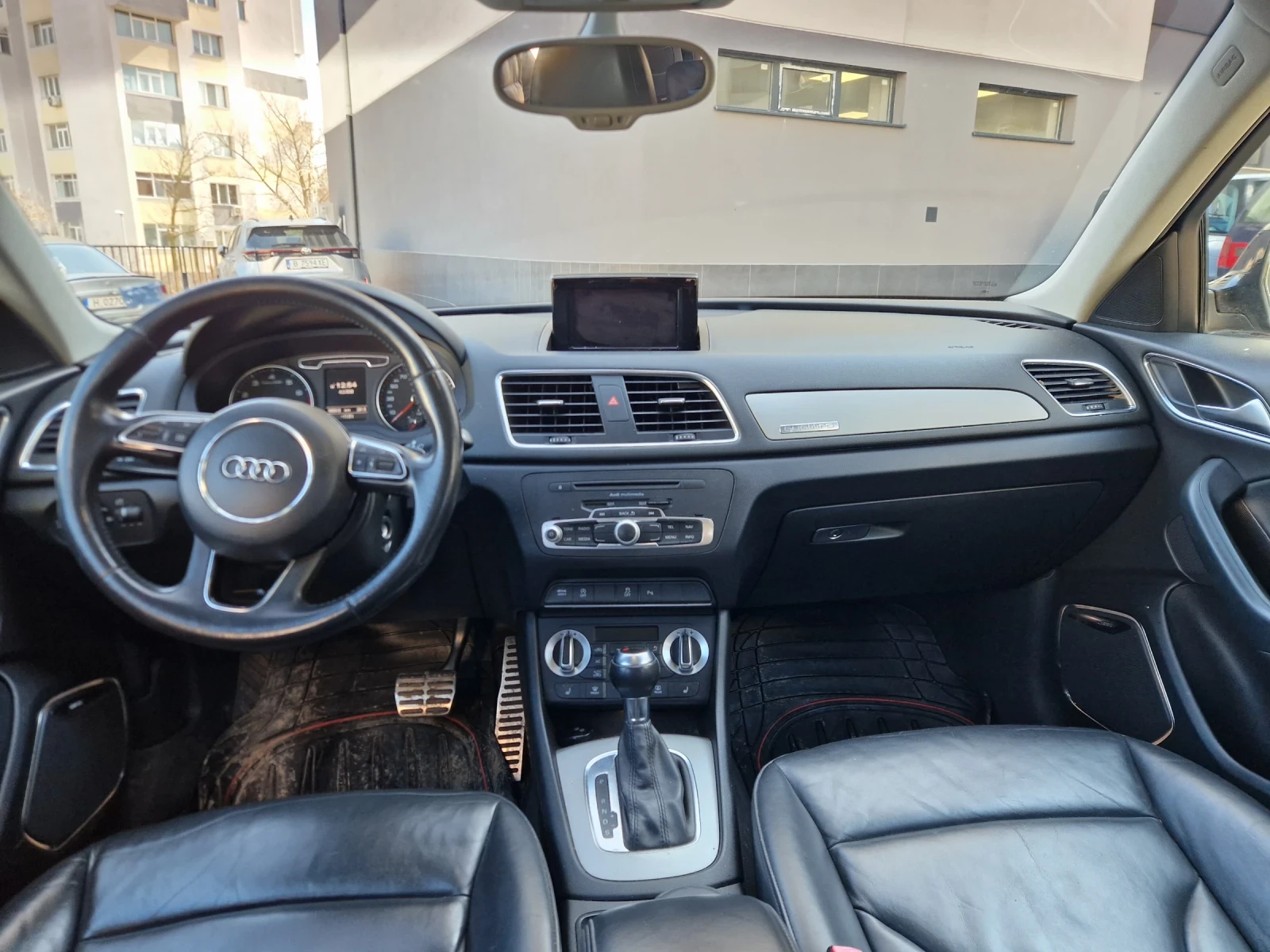 Audi Q3, снимка 7 - Автомобили и джипове - 54174192