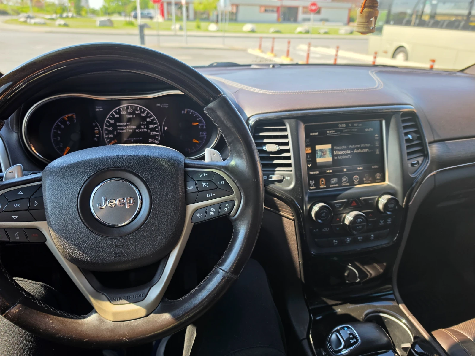 Jeep Grand cherokee SUMMIT, снимка 11 - Автомобили и джипове - 54444750