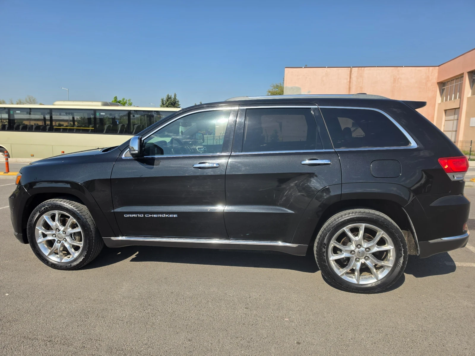 Jeep Grand cherokee SUMMIT, снимка 6 - Автомобили и джипове - 54444750