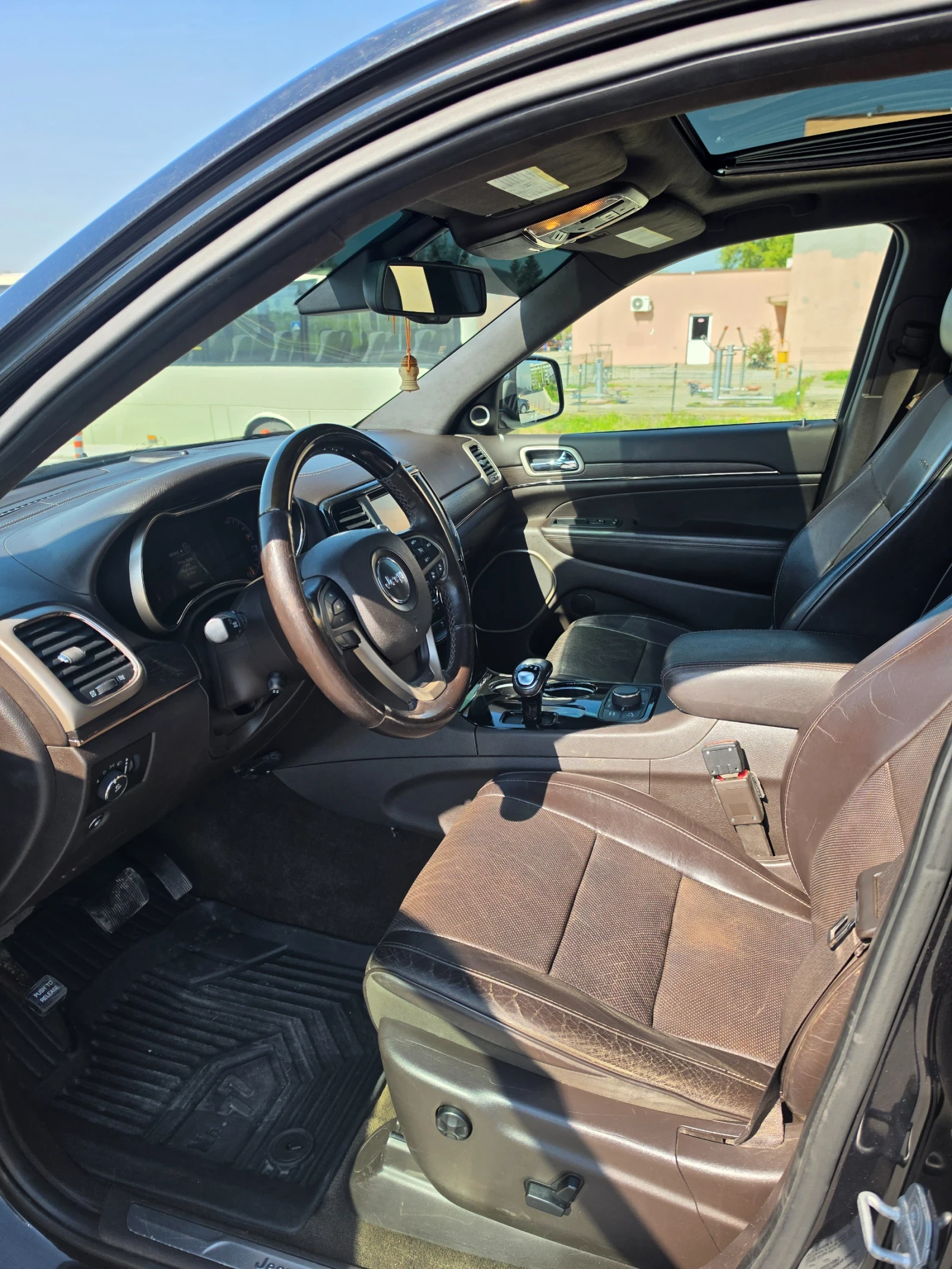 Jeep Grand cherokee SUMMIT, снимка 9 - Автомобили и джипове - 54444750