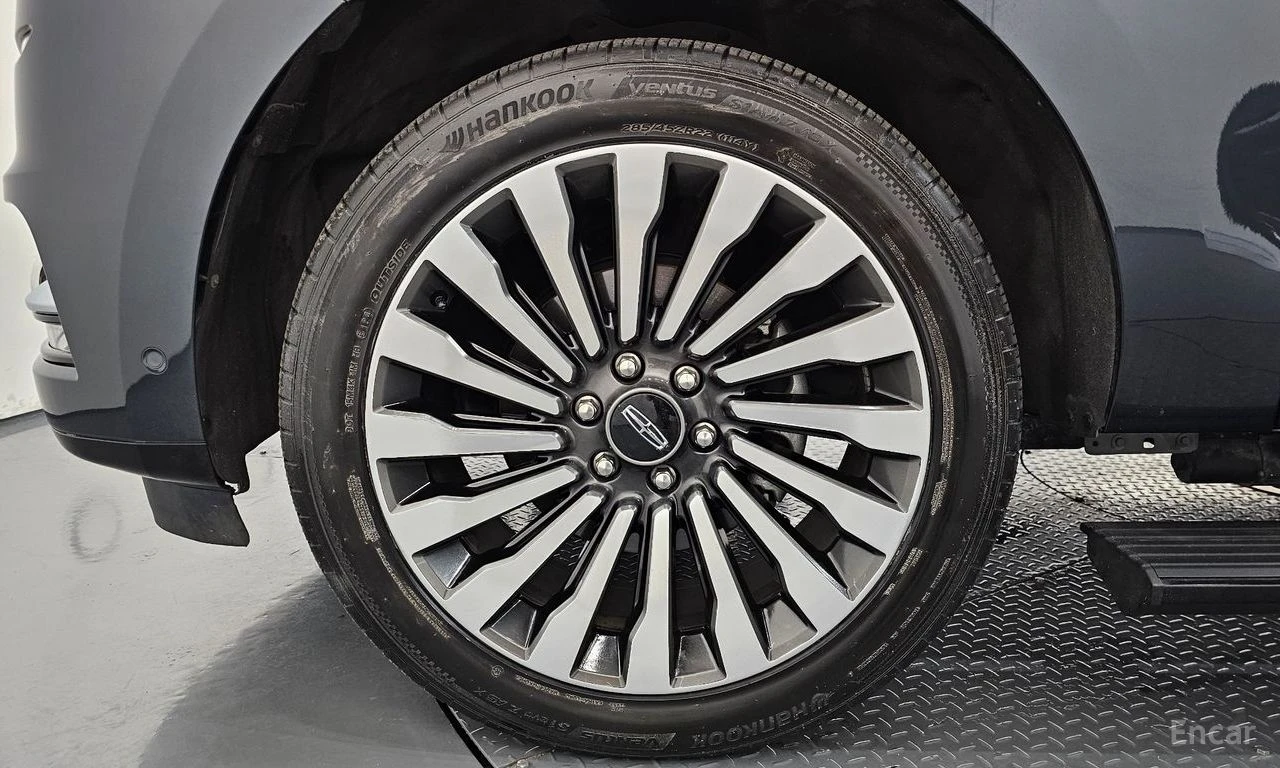 Lincoln Navigator 3.5* ���������* 360������* ���������* LANE* ASSIST | Mobile.bg � ����������� 5