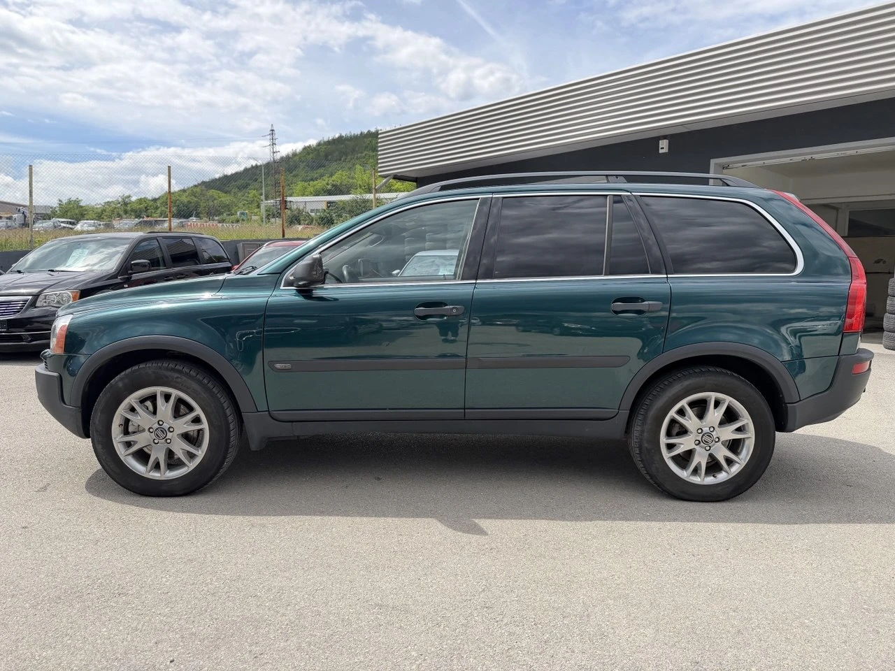 Volvo Xc90 2.4 D3 Aut. 4x4 7МЕСТА, снимка 8 - Автомобили и джипове - 54896644
