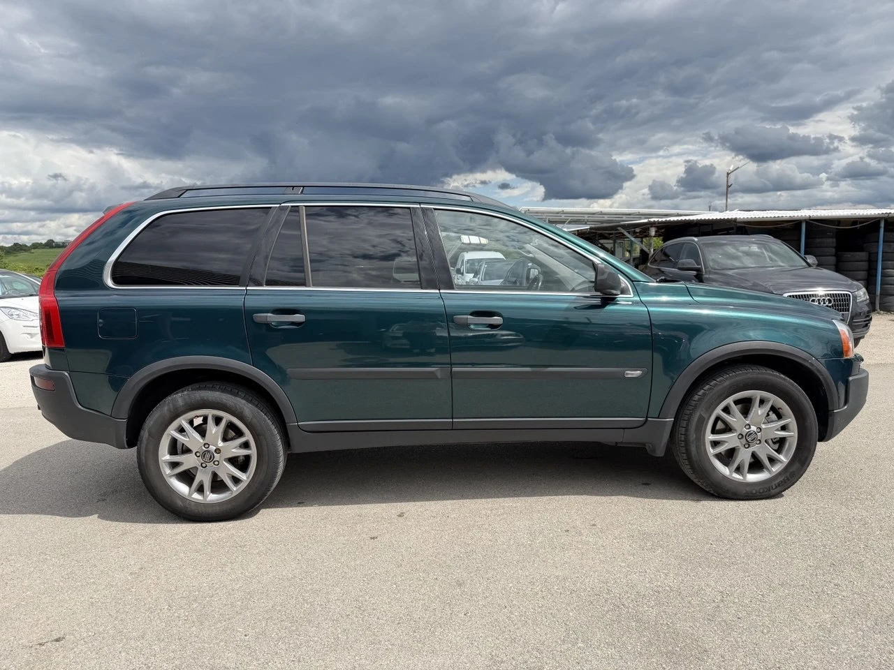 Volvo Xc90 2.4 D3 Aut. 4x4 7МЕСТА, снимка 7 - Автомобили и джипове - 54896644