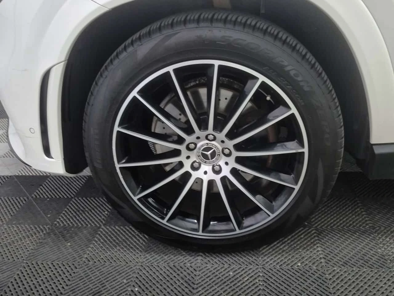 Mercedes-Benz GLE * 450 * АВТОКРЕДИТ БЕЗ ПЪРВОНАЧАЛНА ВНОСКА* , снимка 6 - Автомобили и джипове - 55419289