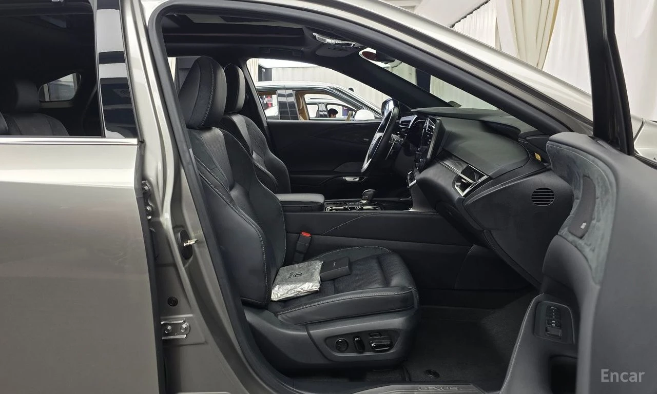 Lexus RX 450h LUXURY* ОБДУХВАНЕ* 360КАМЕРА* ДИСТРОНИК* ХЕДЪП* , снимка 14 - Автомобили и джипове - 55820777