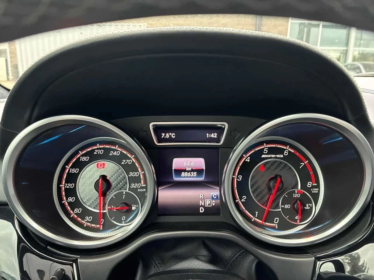 Mercedes-Benz GLE 63 AMG, снимка 8 - Автомобили и джипове - 56685137