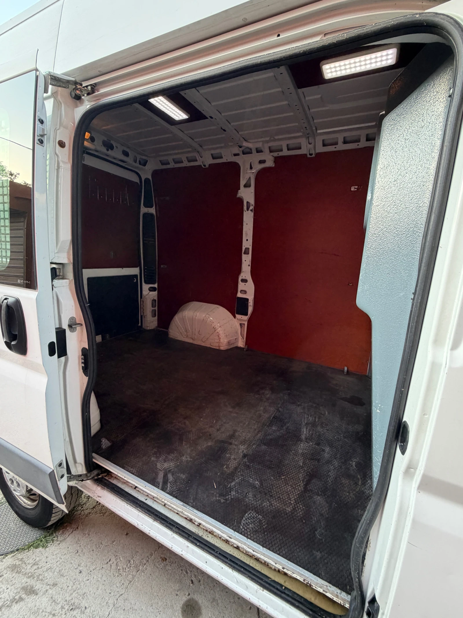 Peugeot Boxer ДОБРО СЪСТОЯНИЕ КЛИМАТИК БАРТЕР , снимка 10 - Бусове и автобуси - 56010721