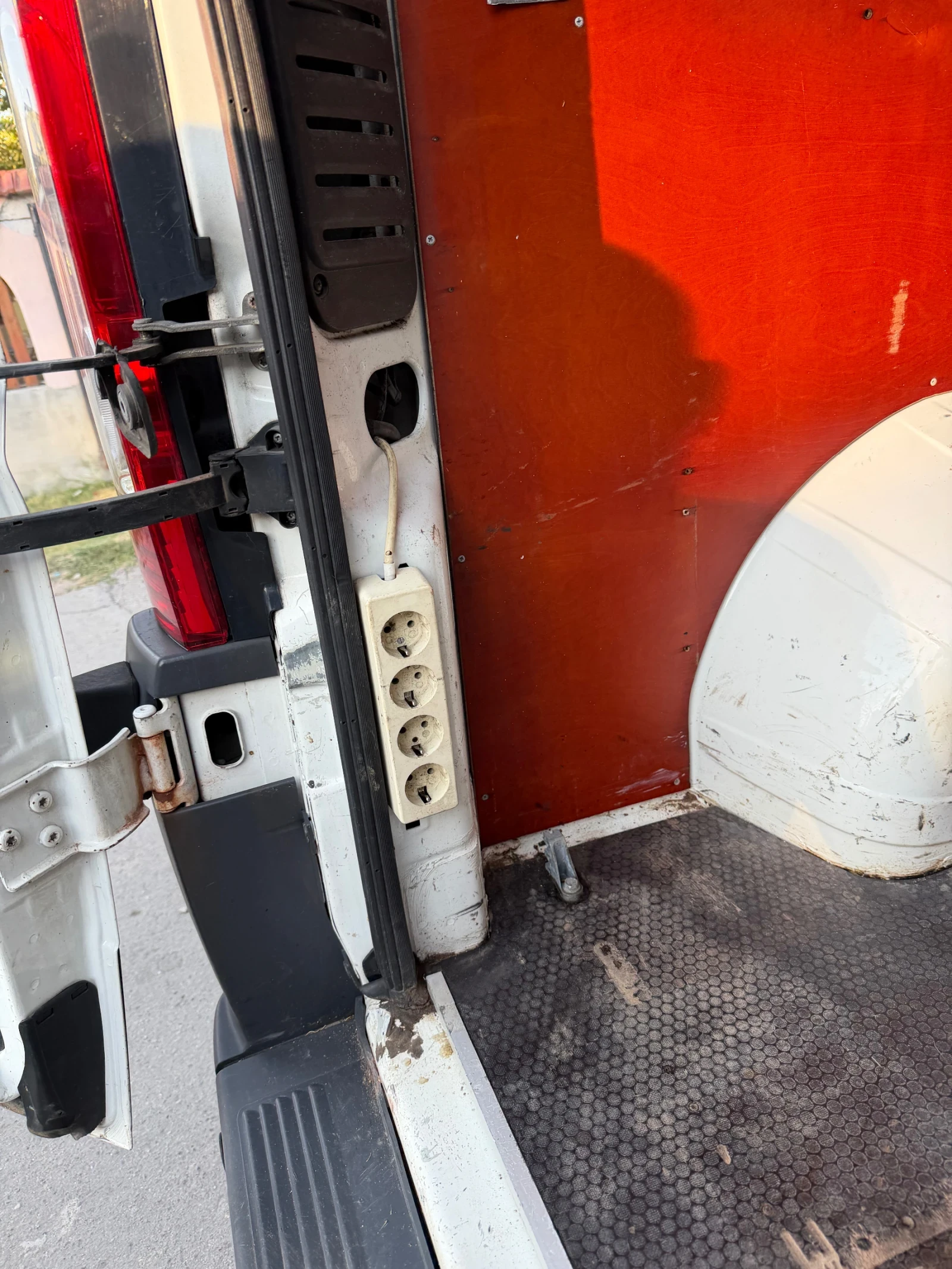 Peugeot Boxer ДОБРО СЪСТОЯНИЕ КЛИМАТИК БАРТЕР , снимка 13 - Бусове и автобуси - 56010721