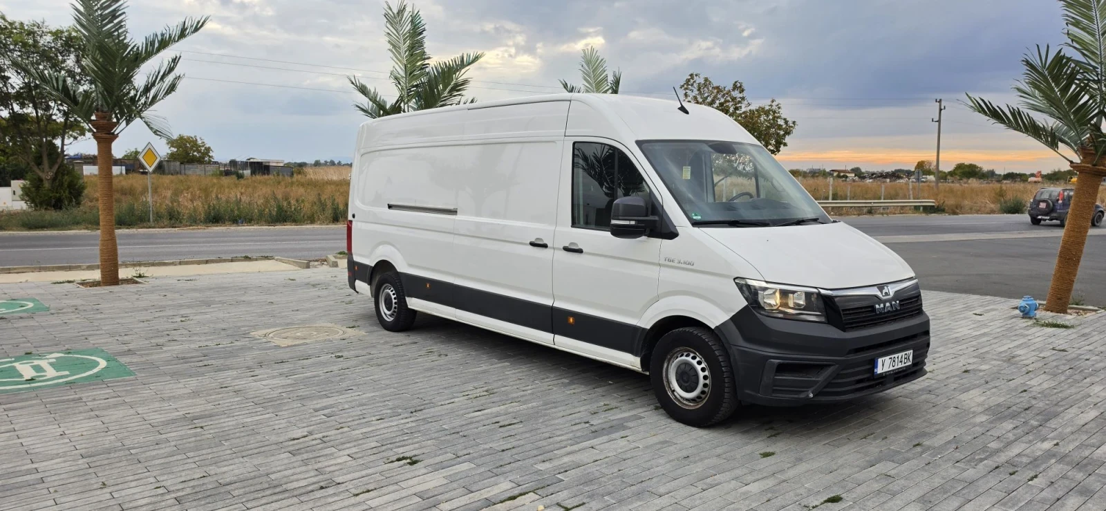 Man TGE, снимка 2 - Бусове и автобуси - 56464584