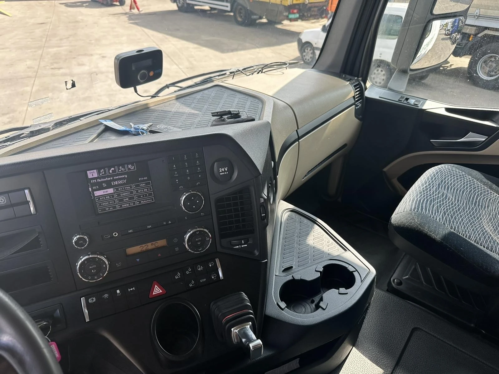 Mercedes-Benz Actros 2545 -     | Mobile.bg   11