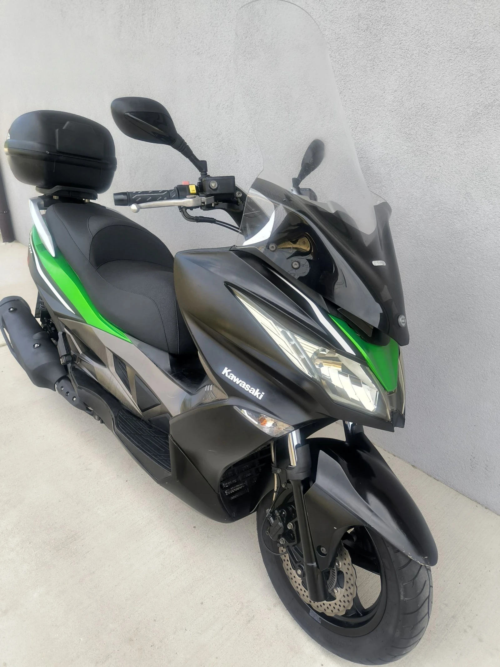 Kawasaki J300 2011 година  - изображение 10