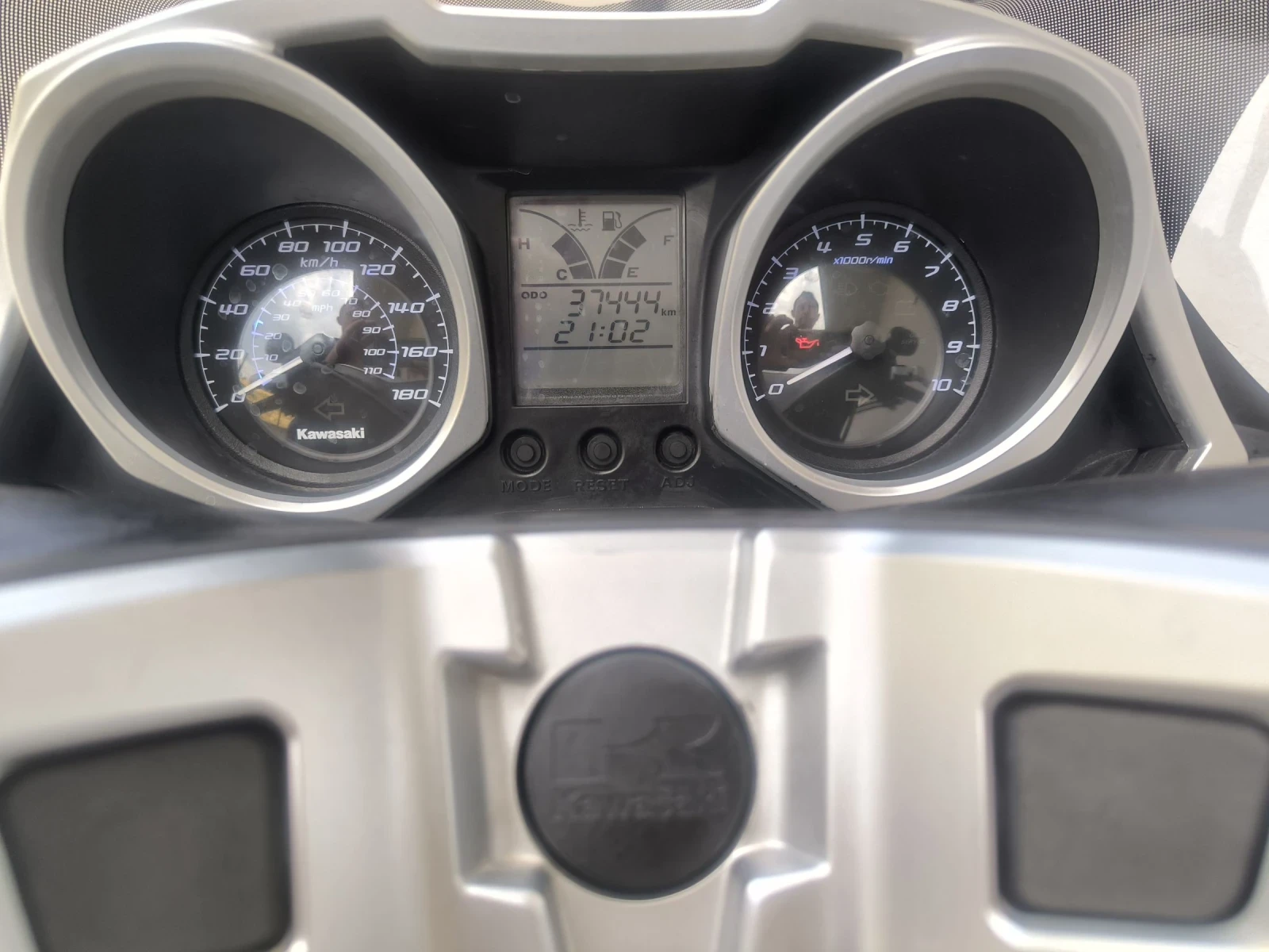 Kawasaki J300 2011 година  - изображение 6