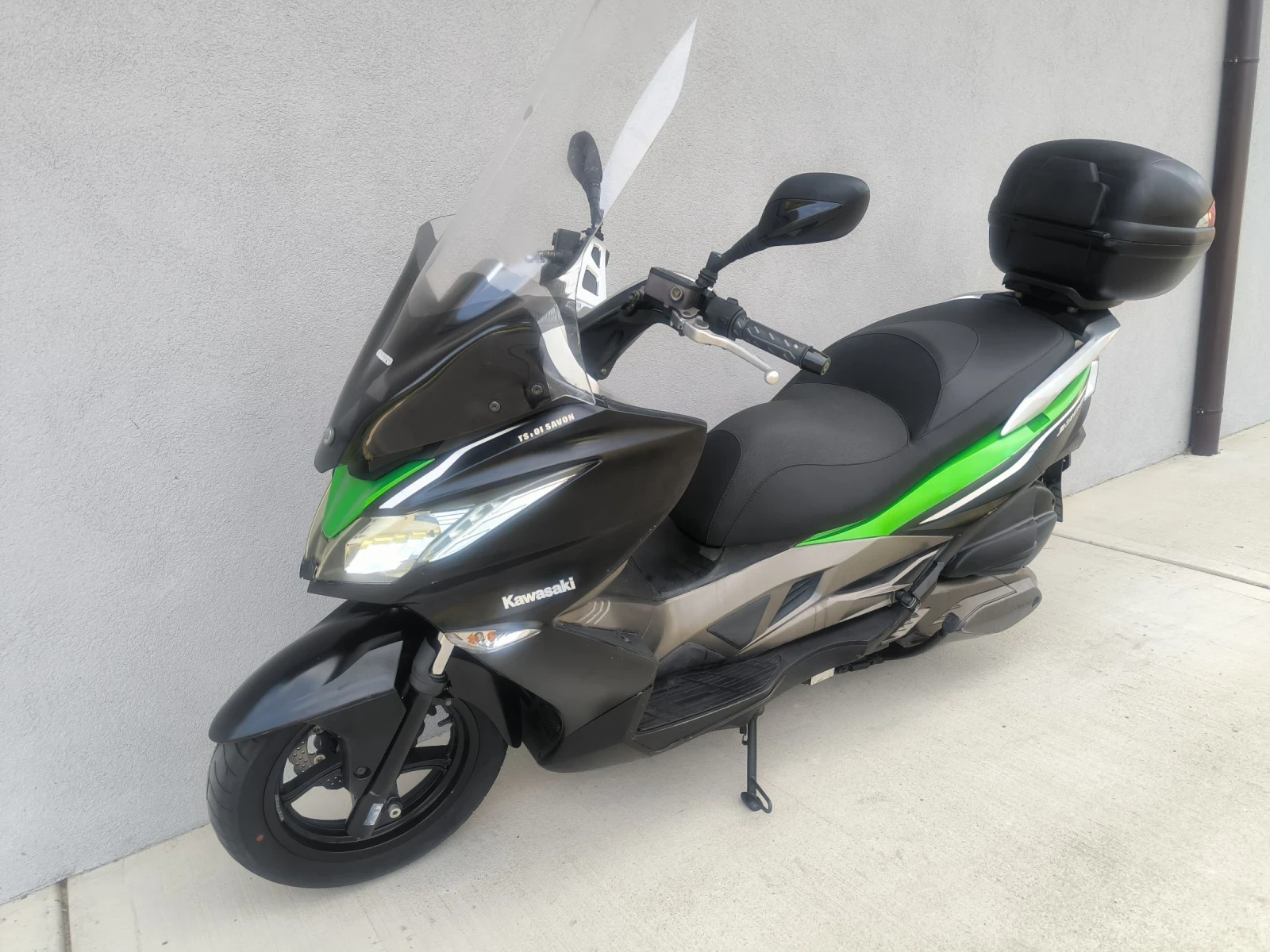 Kawasaki J300 2011 година  - изображение 8