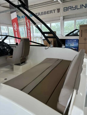 Обява за продажба на Моторна яхта Quicksilver 605 Bowrider ~ 108 504 лв. - изображение 4