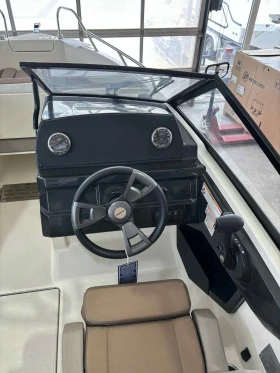 Обява за продажба на Моторна яхта Quicksilver 605 Bowrider ~ 108 504 лв. - изображение 9